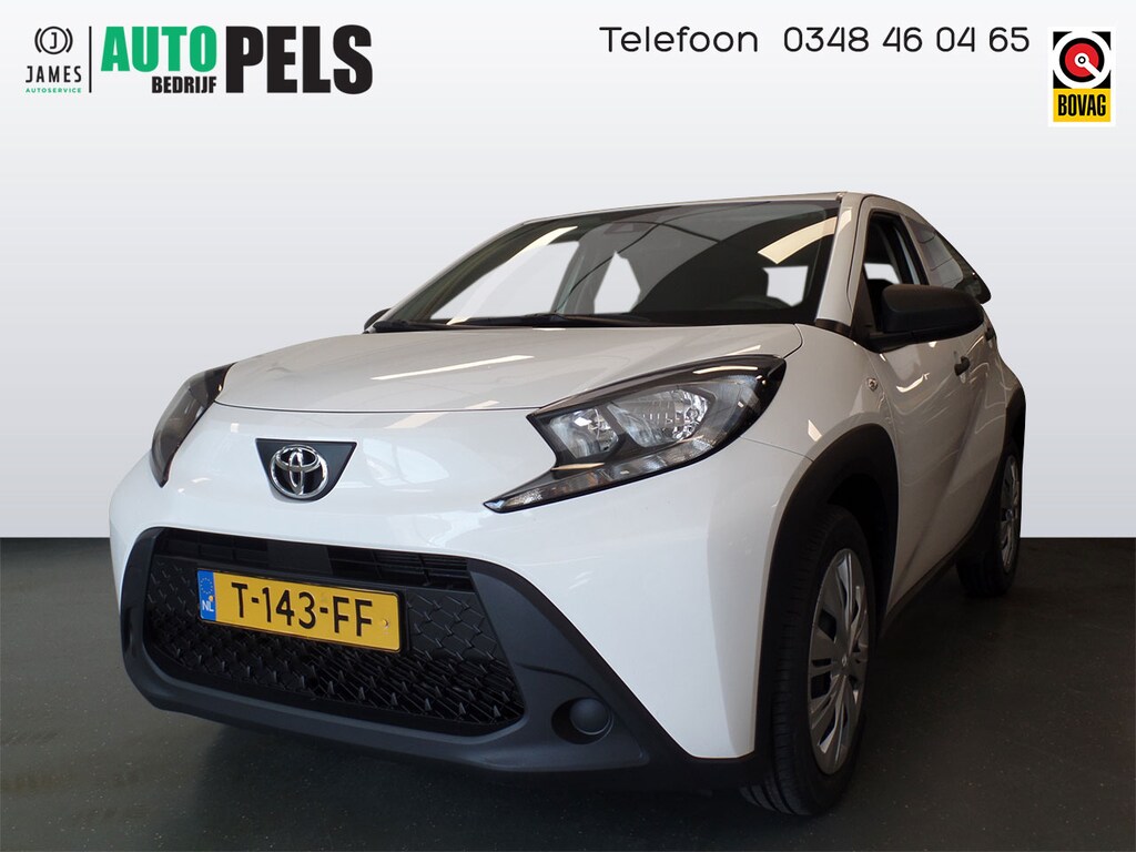 Toyota Aygo X 1.0 VVT-i X, 5drs, Nieuw model! Airco, Cruise controle, Elek ramen, Radio, Centrale vergrendeling op sleutel, Led verlichting, Nederlandse auto!! Bovag afleverpakket 695,-