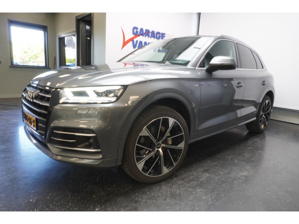 Audi Q5 55 TFSI e 367PK quattro S-Line SOH 90% 21''Velgen Matrix Camera