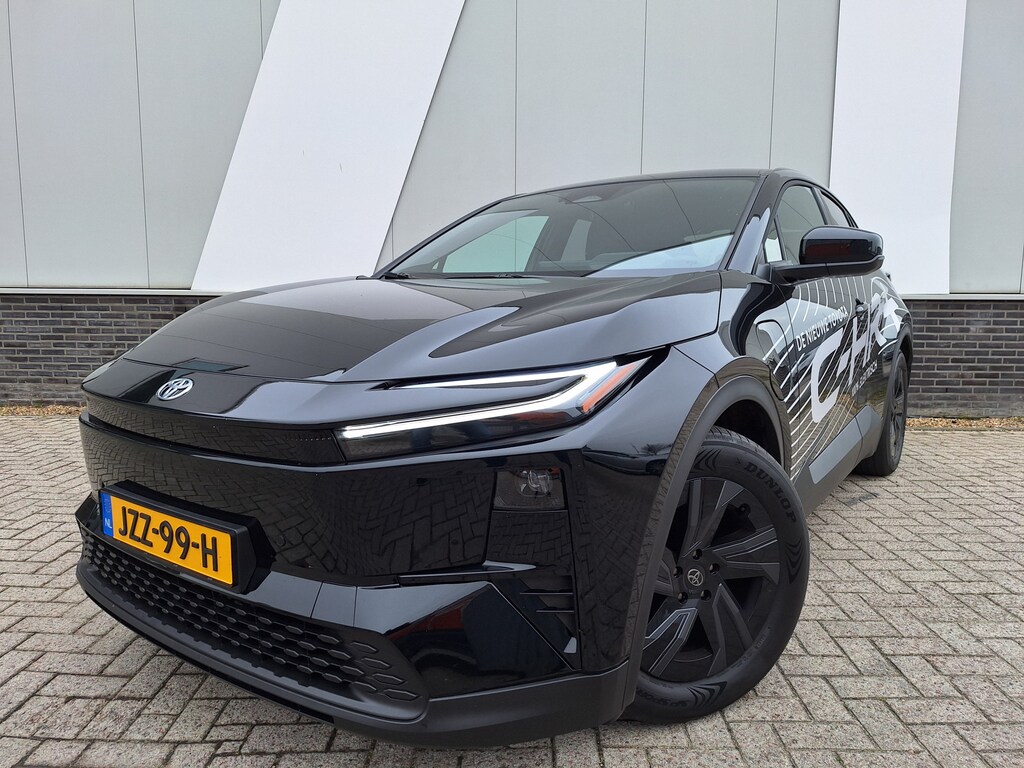 Toyota C-HR / C-HR+ First Edition 77 kWh PDC v+a Navi WLTP 607km actieradius