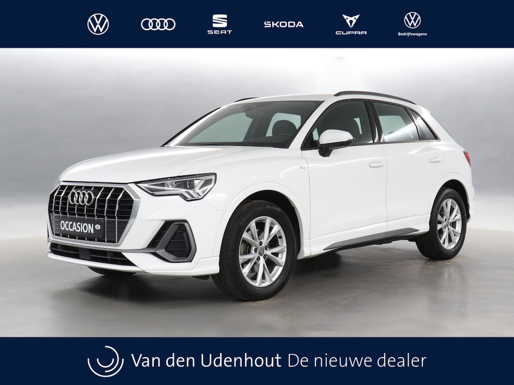 Audi Q3 35 TFSI 150pk S Line S-Tronic / Navigatie / Leder / Stoelverwarming