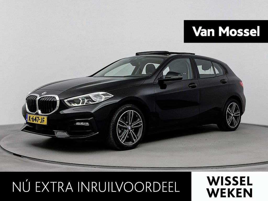 BMW 1-Serie 118i Executive Edition AUTOMAAT | PANORAMADAK | CLIMATE CONTROL | NAVIGATIE