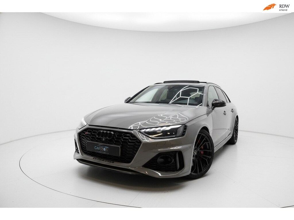 Audi RS4 A4 Avant 2.9 TFSI quattro PANO VIRTUAL RS STOELEN