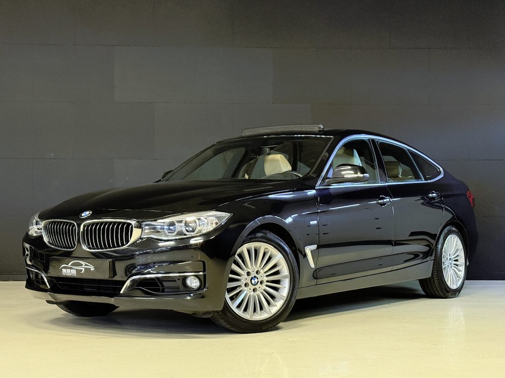 BMW 3-Serie Gran Turismo 320i GT Luxury | Panoramadak | Leder | Carplay | Navi | Stoelverwarming