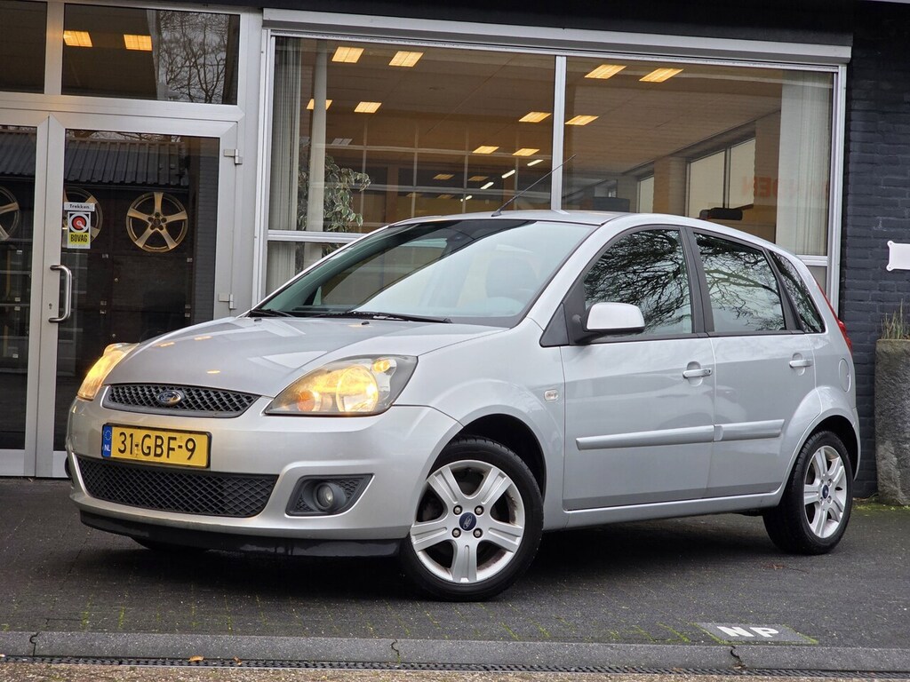 Ford Fiesta 1.4-16V Futura XL