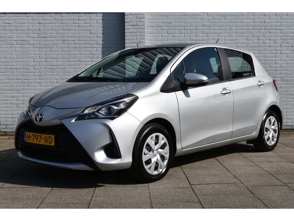 Toyota Yaris 1.5 VVT-i Active Automaat 112pk | Dealer onderhouden | Achteruitrijcamera | Cruise control |