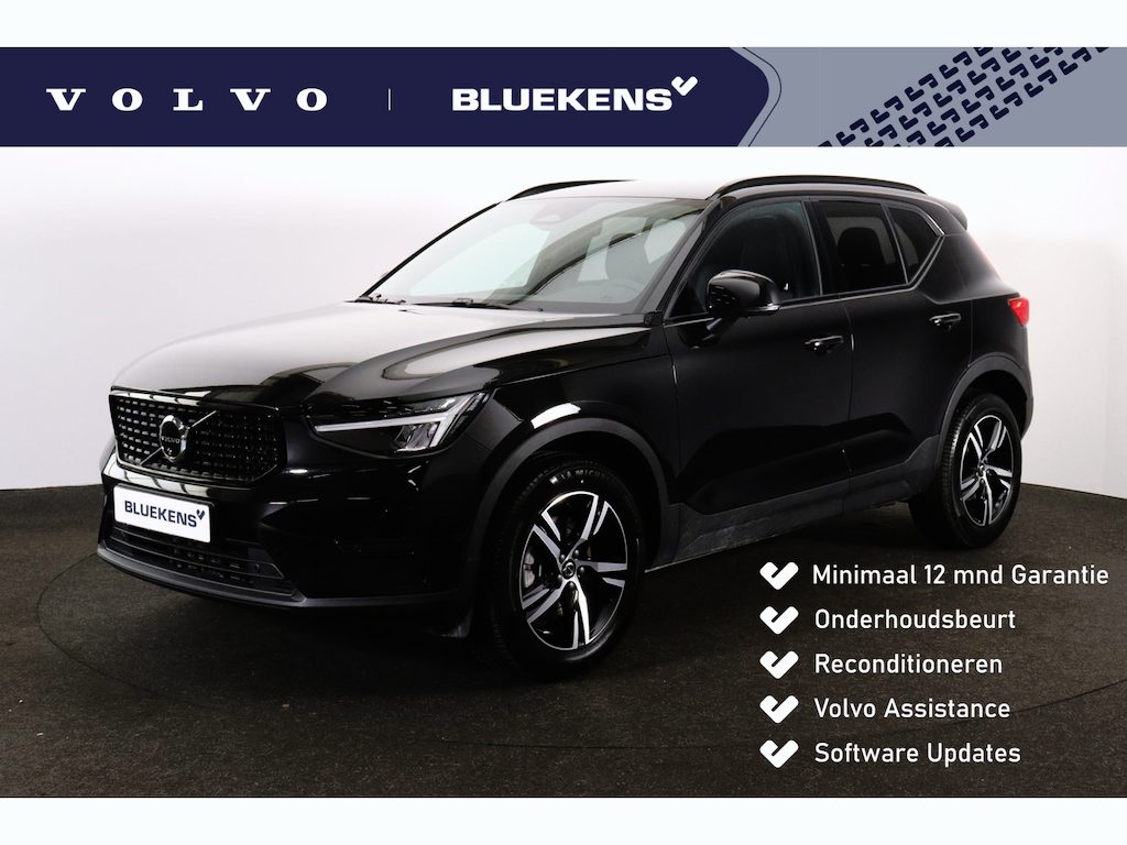 Volvo XC40 B3 Plus Dark - IntelliSafe Assist & Surround - 360º Camera - Harman Kardon audio - Verwarmde voorstoelen & stuur - Parkeersensoren voor & achter - Elektr. bedienb. voorstoelen met geheugen links - Draadloze tel. lader - Standkachel - Extra getint glas - 18' LMV