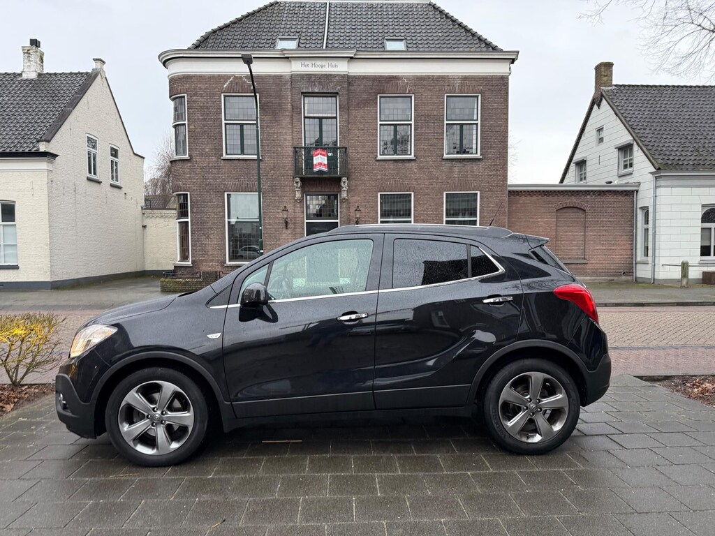 Opel Mokka 1.4 T Cosmo LEER NAVI CAMERA SCHUIFDAK EERSTE EIGENAAR DEALER ONDERHOUDEN