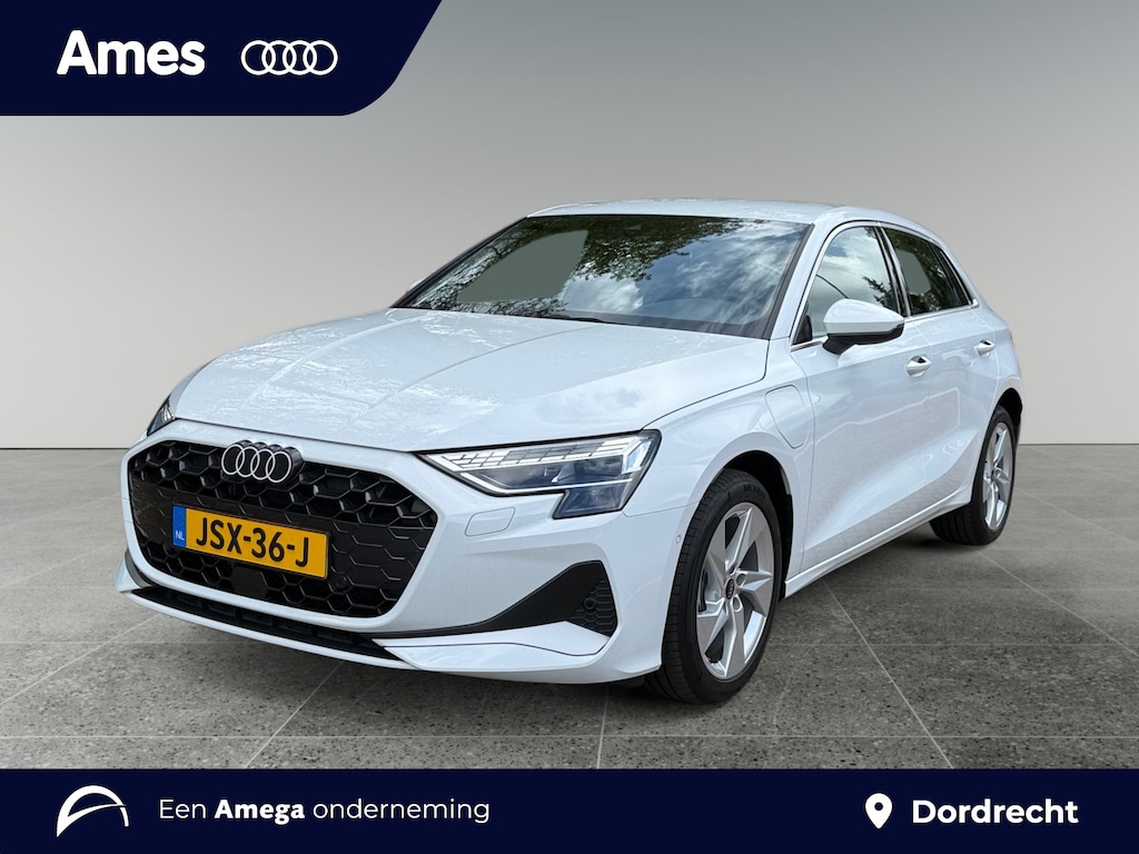 Audi A3 Sportback 40 204pk TFSI e Advanced edition Audi phone box | Verwarmabre voorstoelen | Audi Virtual Cockpit