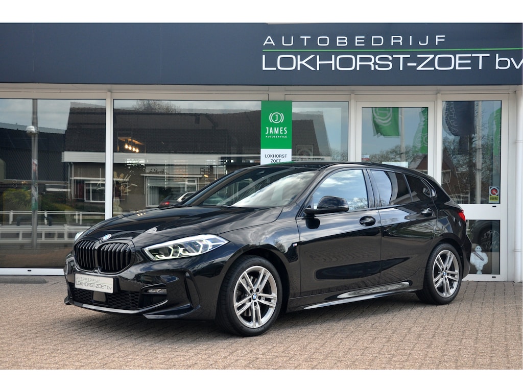 BMW 1-Serie 118i High Executive M-Sport | Head-Up | Camera | Zeer mooi!