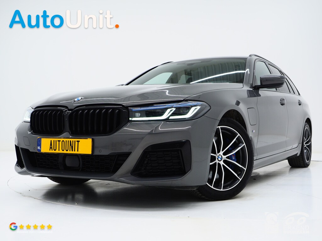 BMW 5-Serie Touring 530e M Sport Shadow Line | LaserLED | Trekhaak | Harman/Kardon | 360 | HUD | Sfeerlicht | Keyless | Carplay