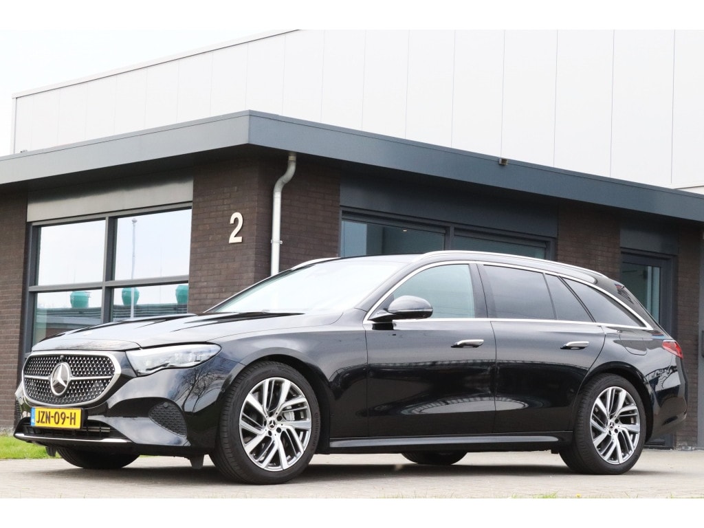 Mercedes-Benz E-klasse Estate 300e Avantgarde Plus 108km Trekhaak 360°