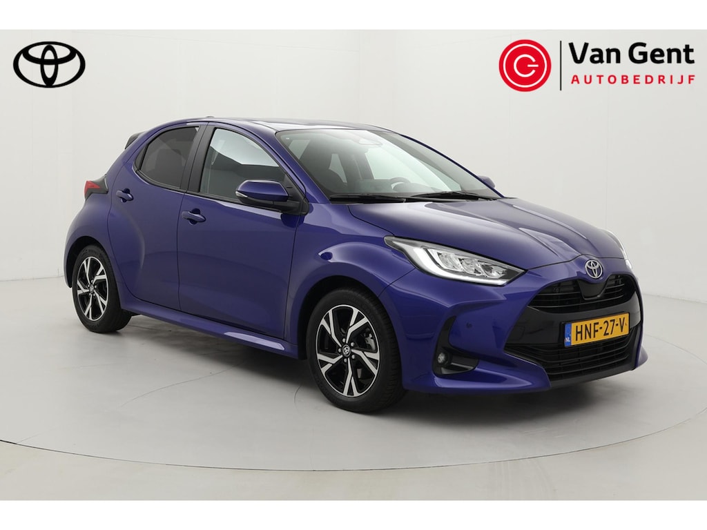 Toyota Yaris 1.5 Hybrid 115 Dynamic | Apple Carplay / Android Auto | Dodehoek detectie | Parkeersensoren voor/achter | Stoel-/stuurverwarming | Adaptive Cruise | Clima | Keyless | Camera | 16 inch