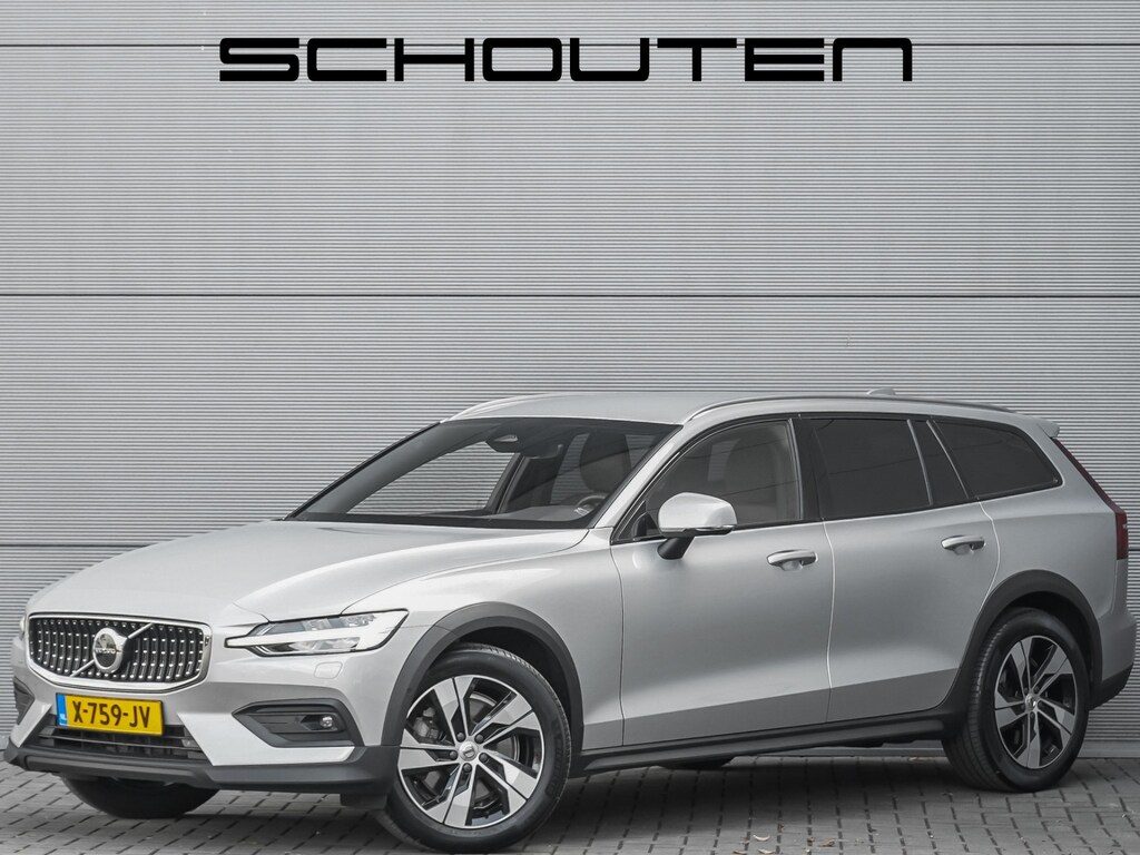 Volvo V60 Cross Country 2.0 B5 AWD Plus Camera Stuur & Stoelverw H/K Memory Standverwarming