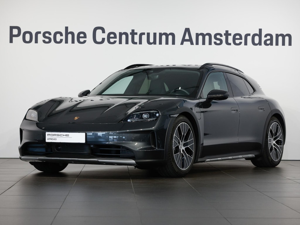 Porsche Taycan Cross Turismo 4