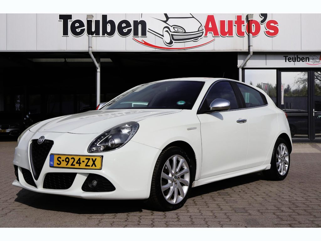 Alfa Romeo Giulietta 1.4 T Business | Automaat | Stoelverwarming | Sportinterieur