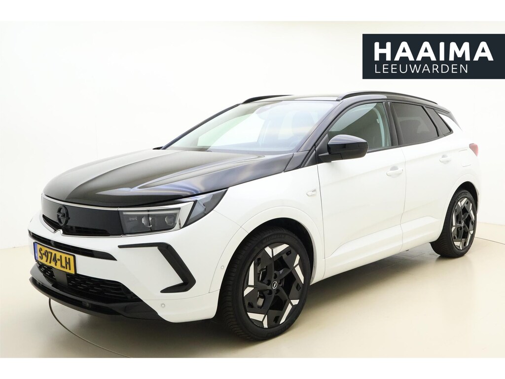 Opel Grandland 1.6 Turbo Plug-In Hybrid 300pk 4x4 GSe | Adaptive Cruise Control | 360° Camera | Stoelverwarming | Elektrische achterklep | Night Vision | Camera | 19'' LM Velgen