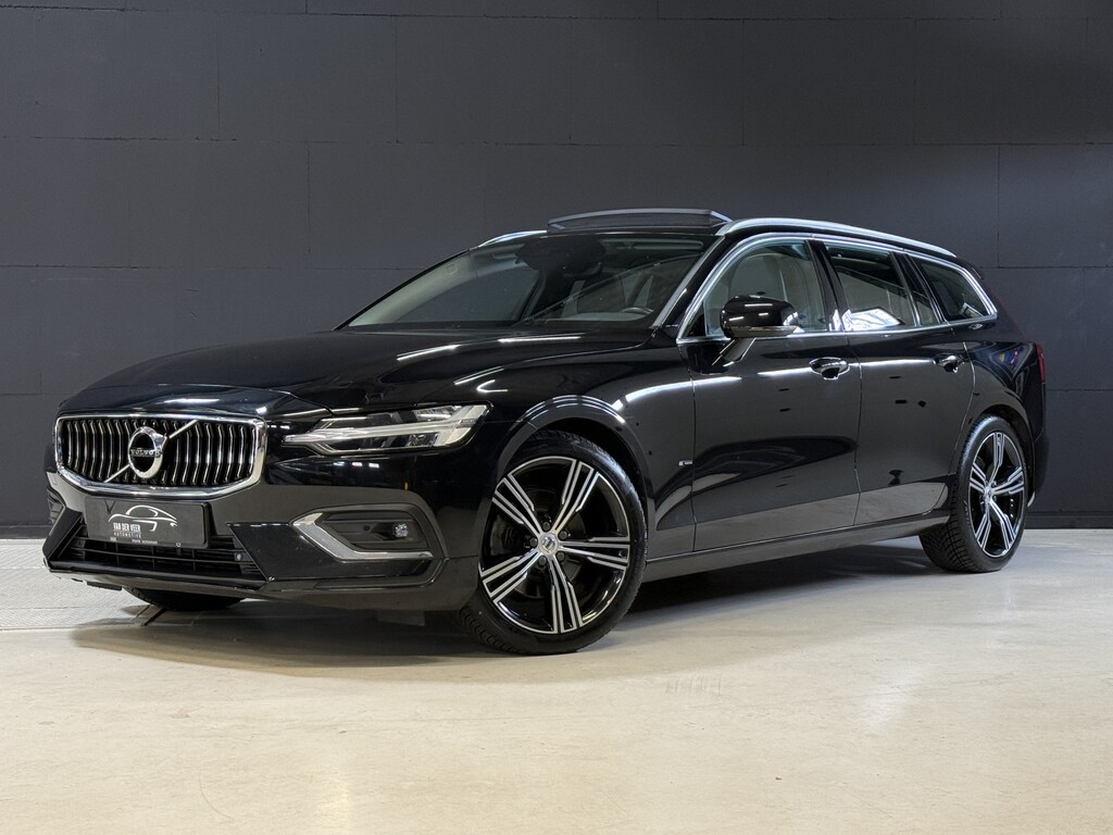 Volvo V60 2.0 B3 R-Design | Trekhaak | Panoramadak | Apple Carplay | Leder