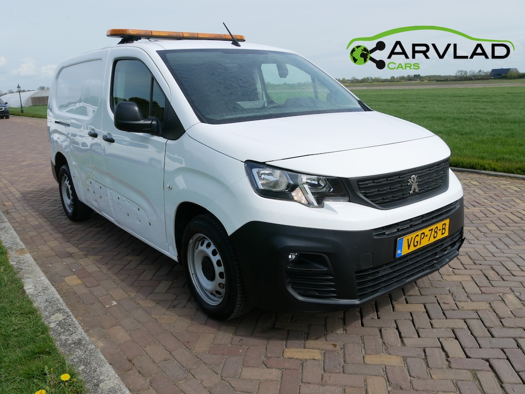 Peugeot Partner 1.2 PureTech Premium Long AC 3-SEATS >> ONLY EXPORT <<