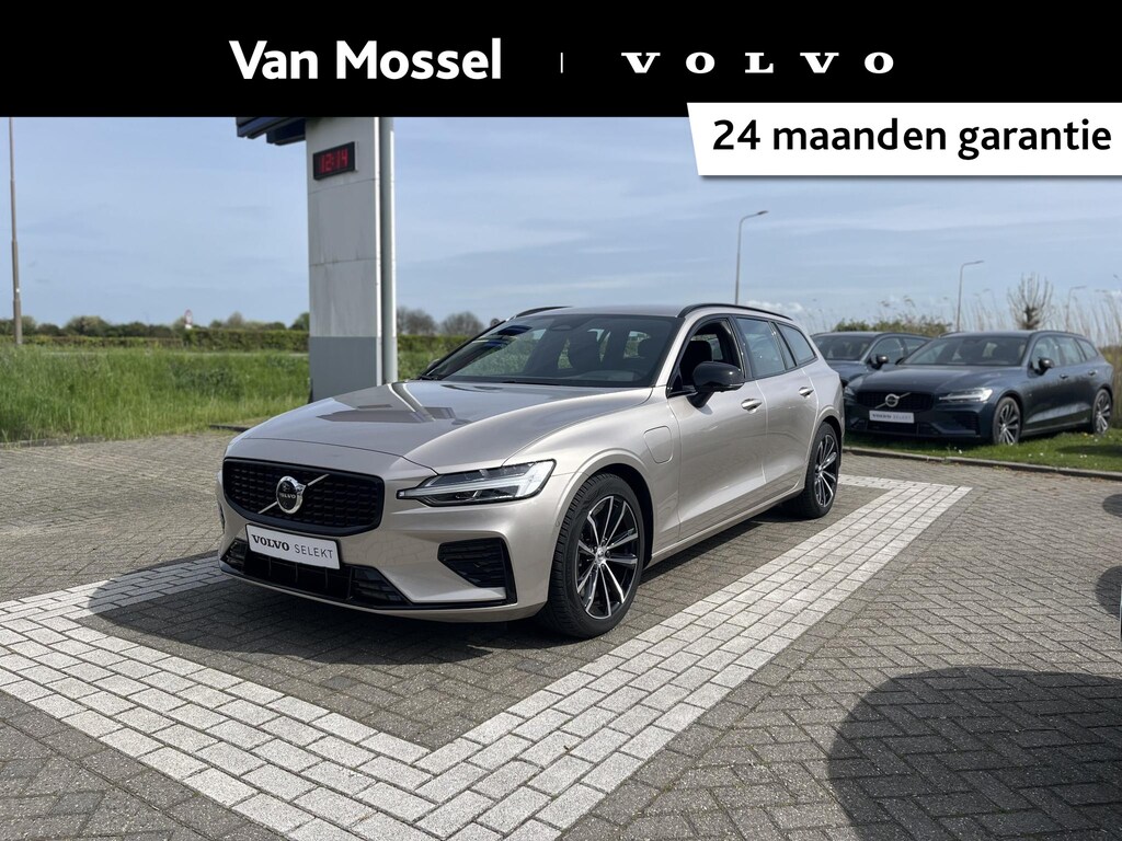 Volvo V60 T6 Plug-in hybrid AWD Plus Dark | 360 Graden Camera| Harman / Kardon | Trekhaak | Memory Seats |