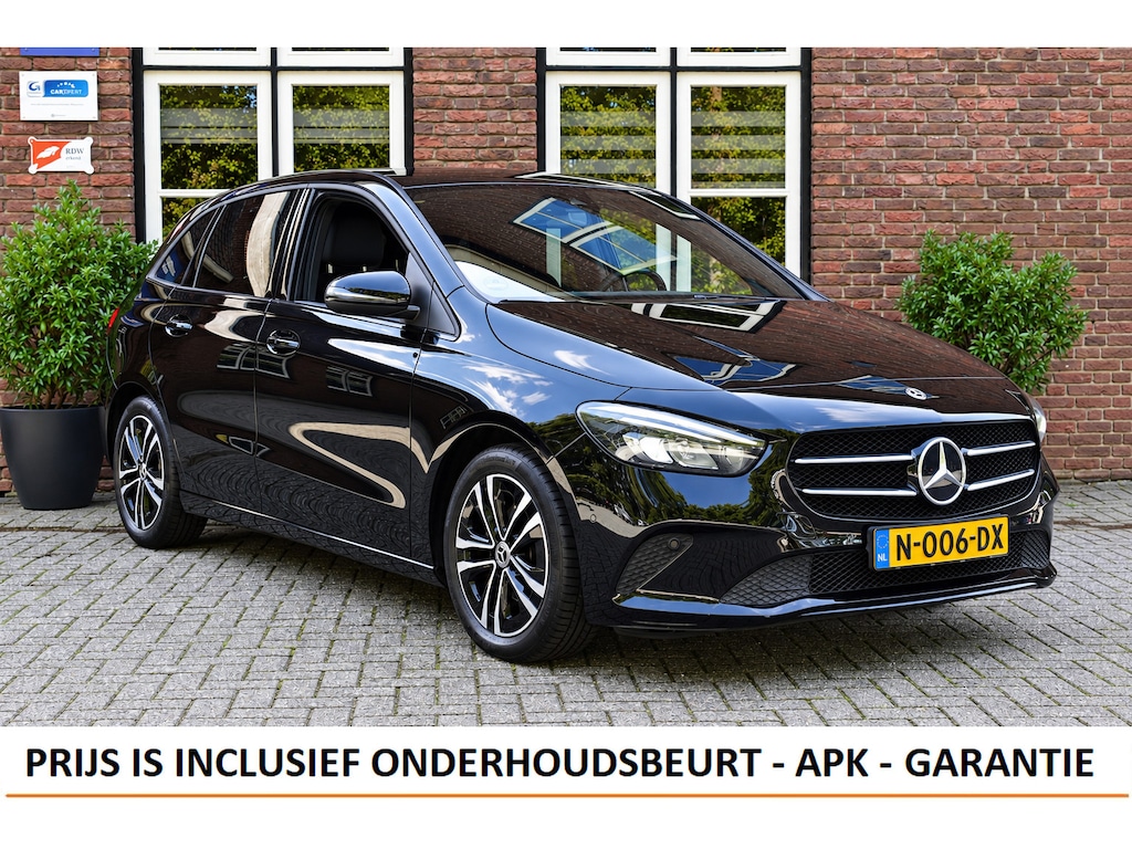 Mercedes-Benz B-klasse 180 Automaat | Trekhaak | Camera | Widescreen | Stoelverw.