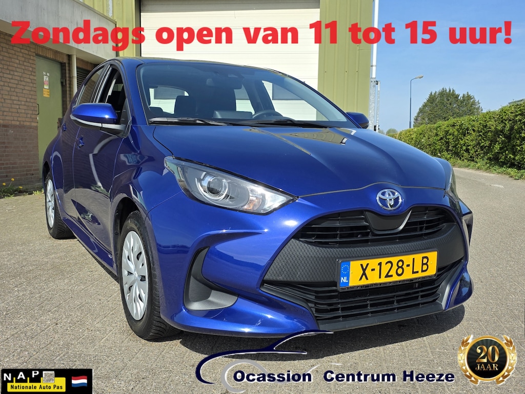 Toyota Yaris 1.5 VVT-i Active, Camera! Carplay! NL auto! SUMMER SALE!