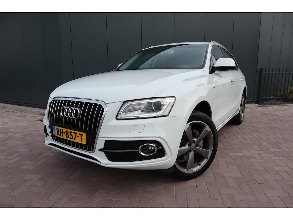 Audi Q5 2.0 TFSI quattro Pro/S Line Plus Panoramadak Leder Camera 20 Inch Velgen  Etc. Etc.