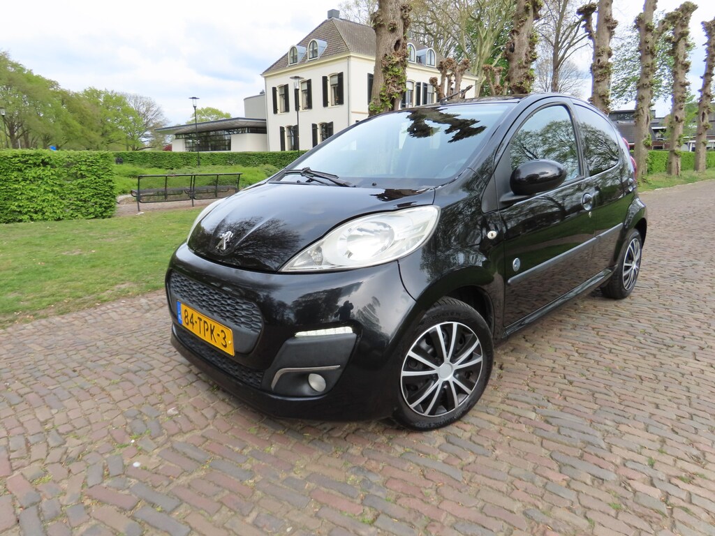 Peugeot 107 1.0 Envy Airco Toerenteller 5 Drs Isofix Stuurbekrachtiging ***Zuinige Auto***