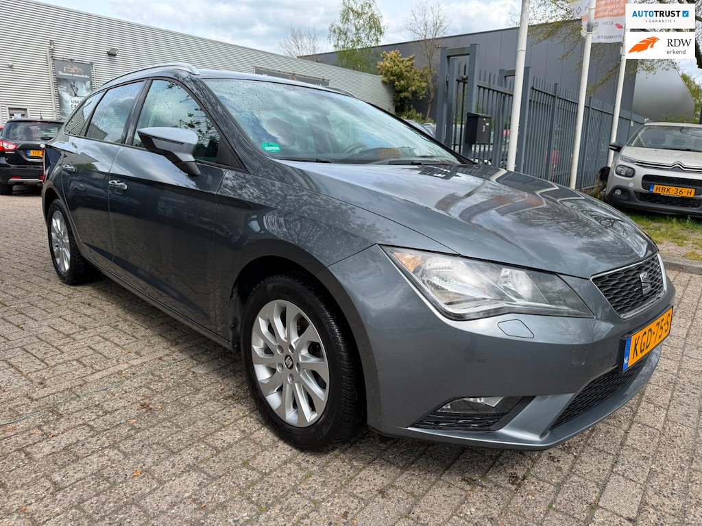 SEAT Leon ST 1.4 TSI FR cruise, elec pakket, multi-stuur, navi, stoel verwarming, nwe apk, airco / clima, nette auto 154.000 km
