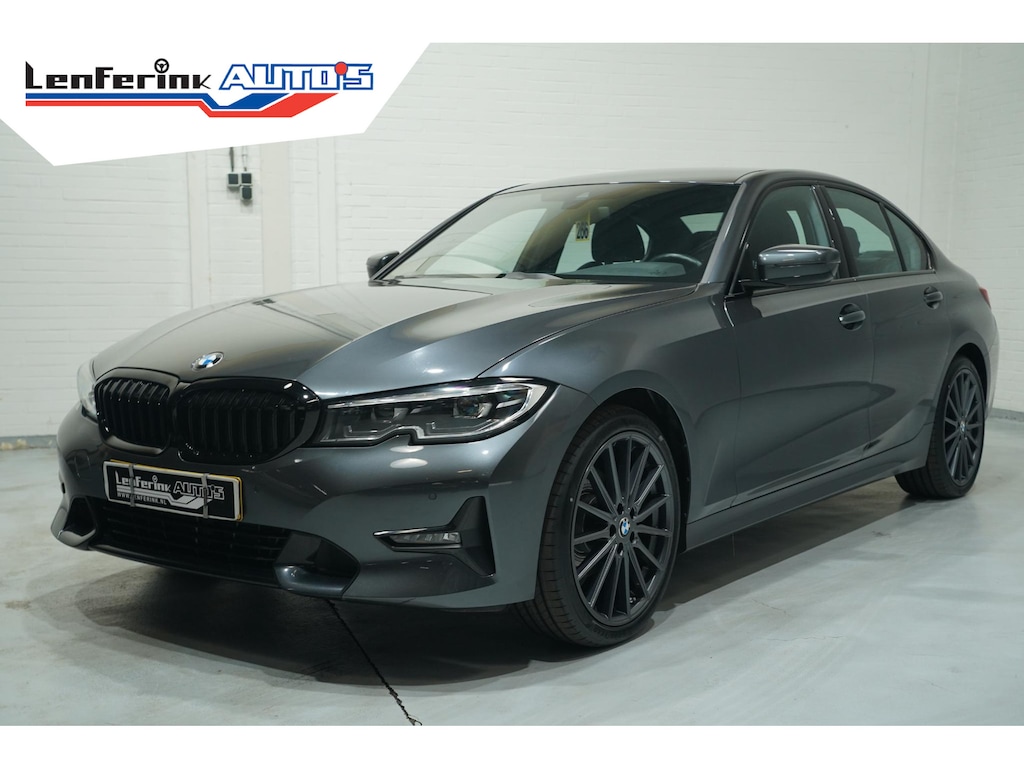 BMW 3-Serie 320i Sport Line Led koplampen Apple Carplay Leder Memory Stoelverwarming 1e Eigenaar NAP