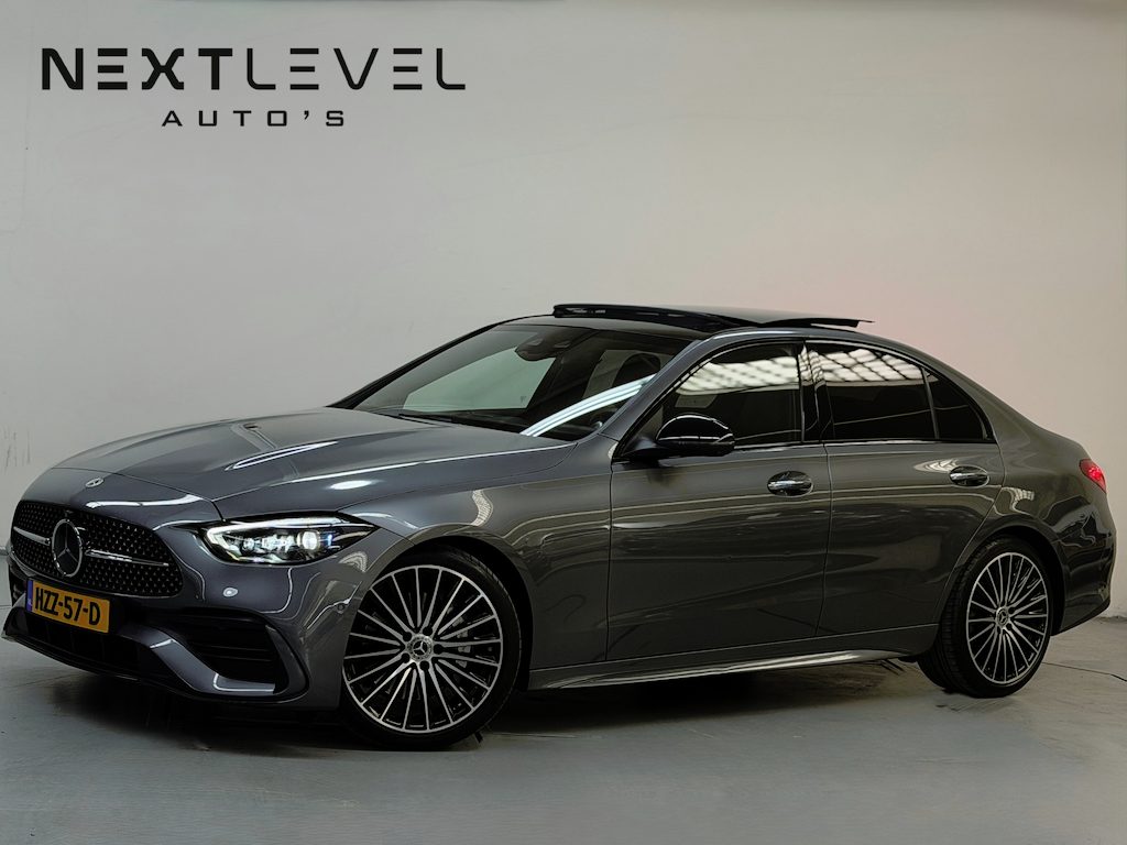 Mercedes-Benz C-klasse 300 d AMG Line Pano Sfeerverlichting 360° Lage KM