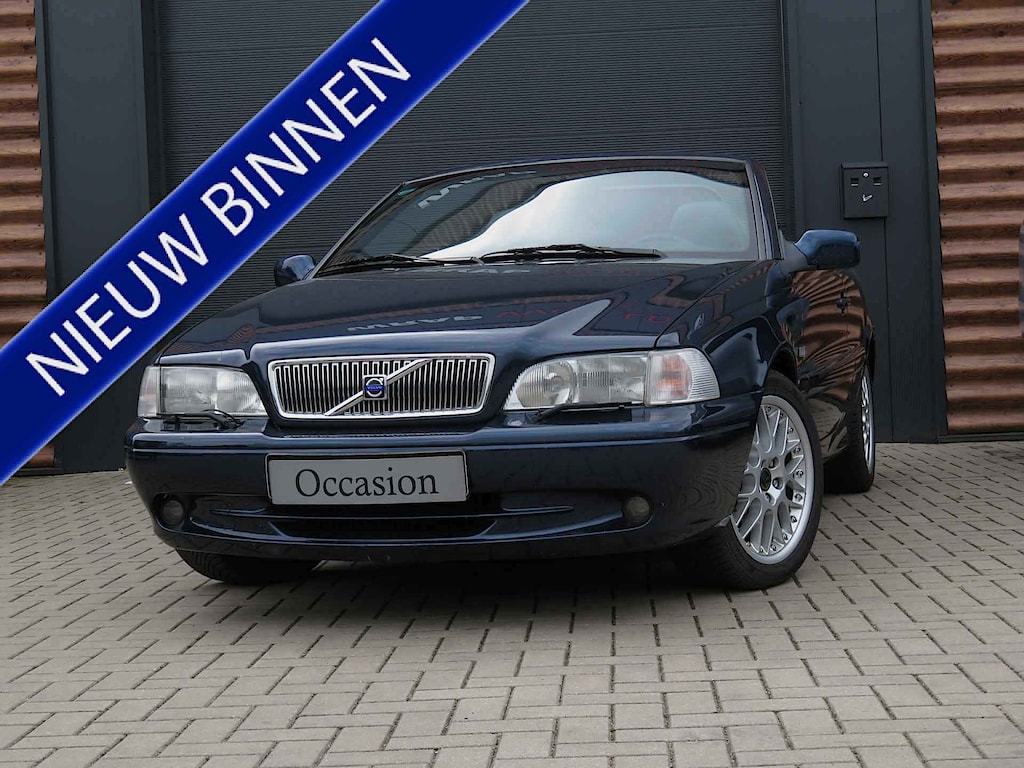 Volvo C70 Convertible 2.0 T Prestige Automaat Nieuwstaat Airco Cr-Control Youngtimer
