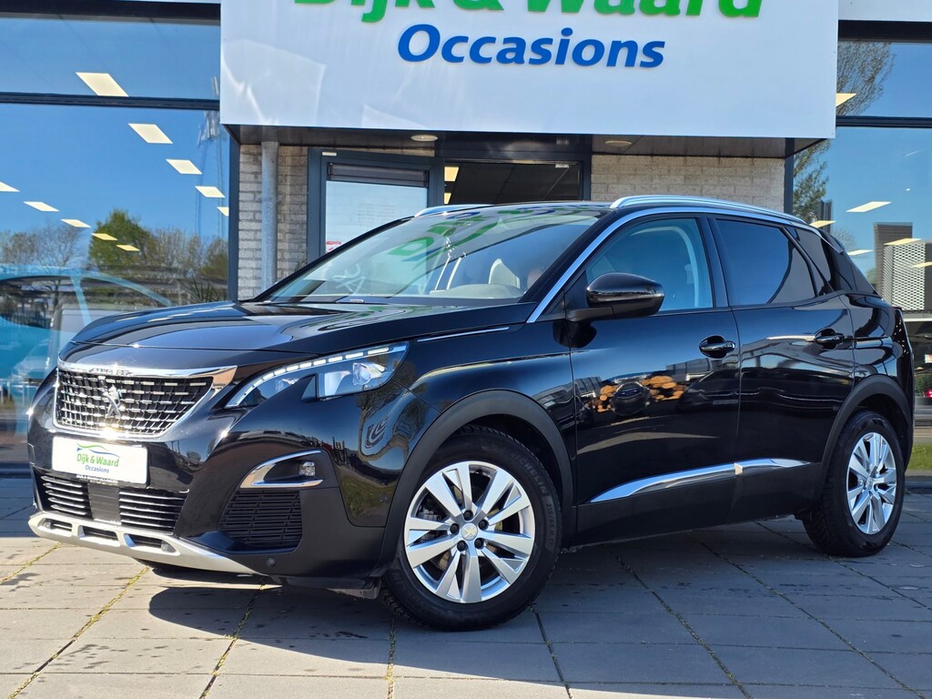 Peugeot 3008 1.2 PureTech Allure Business Automaat – Nieuwe Distr – PANO – Trekhaak –