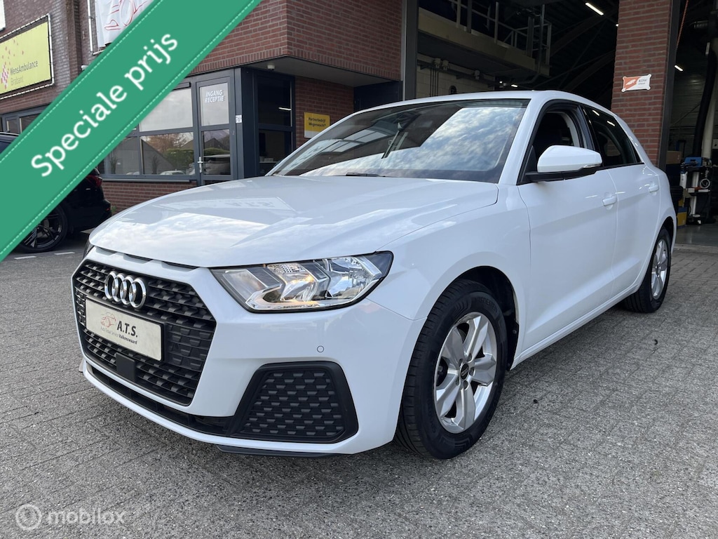 Audi A1 Sportback 30 TFSI Advanced edition