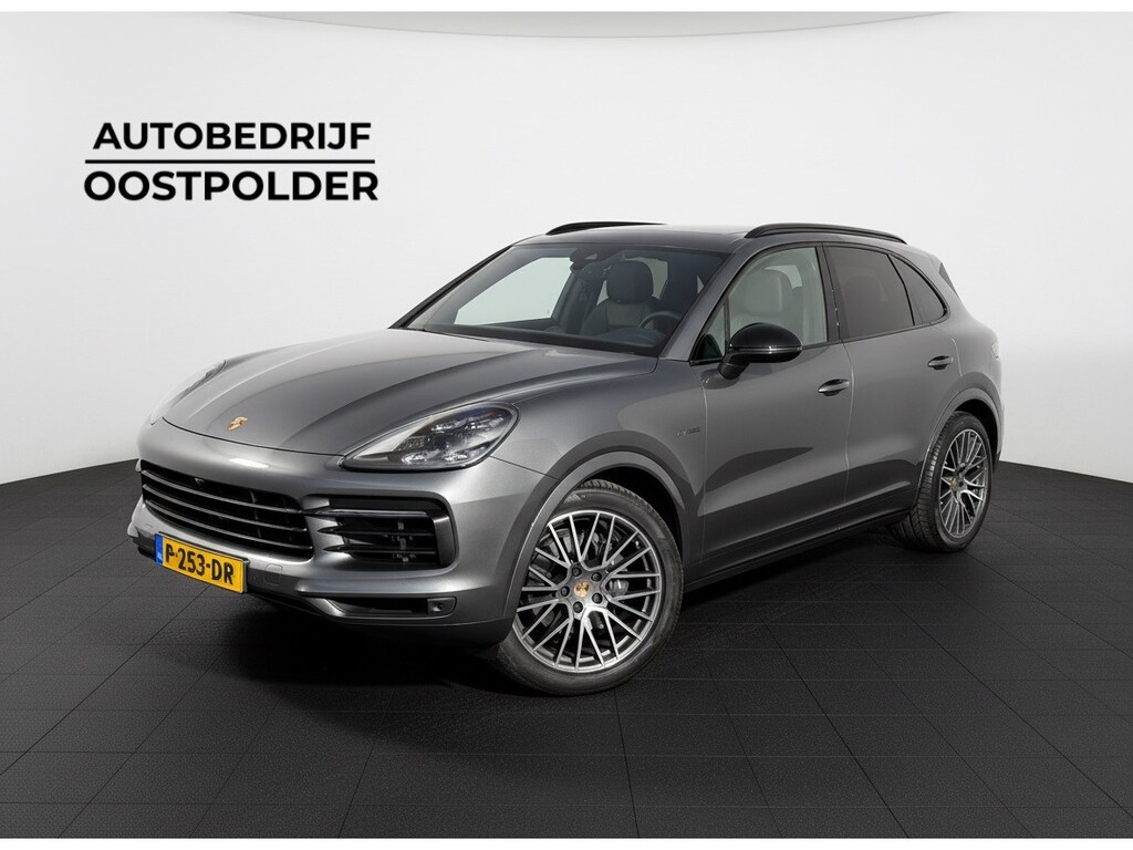 Porsche Cayenne 3.0 E-Hybrid Sport Pakket/Pano/Luchtvering.