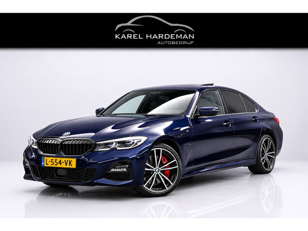 BMW 3-Serie 330e High Executive | M-PAKKET | PANORAMADAK | HARMAN/KARDON | ACC | HEAD UP | TREKHAAK | SOH 93%