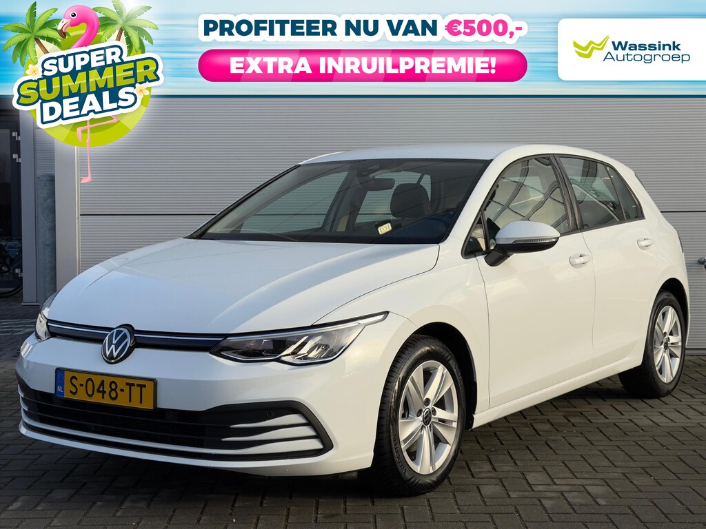 Volkswagen Golf 1.0 TSI 110pk Life Business | SUMMER DEALS | Climate control | Navigatie by app | Lm-velgen | Stoelverwarming | Adaptieve cruise control