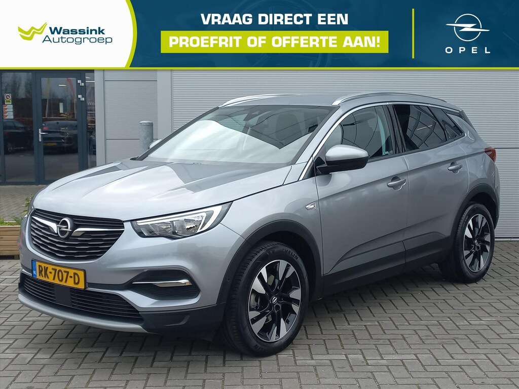 Opel Grandland X 1.2T 130pk Business Executive | Climate control | Navigatie | Trekhaak (1400kg) | 18" Lm velgen | Dode hoek detectie