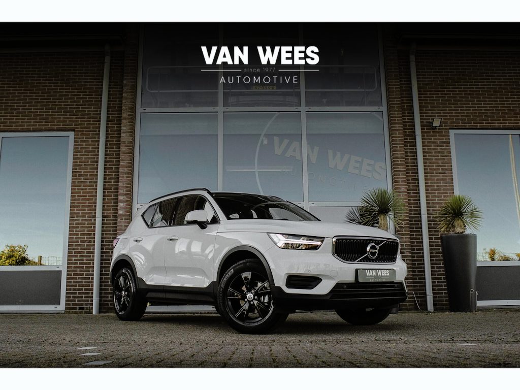 Volvo XC40 1.5 T2 Momentum Core | 1e eigenaar | NL auto | Navigatie | Cruise control | Bluetooth | LED | Parkeersensoren | Bluetooth | Botsherkenning | Rijstrooksensor