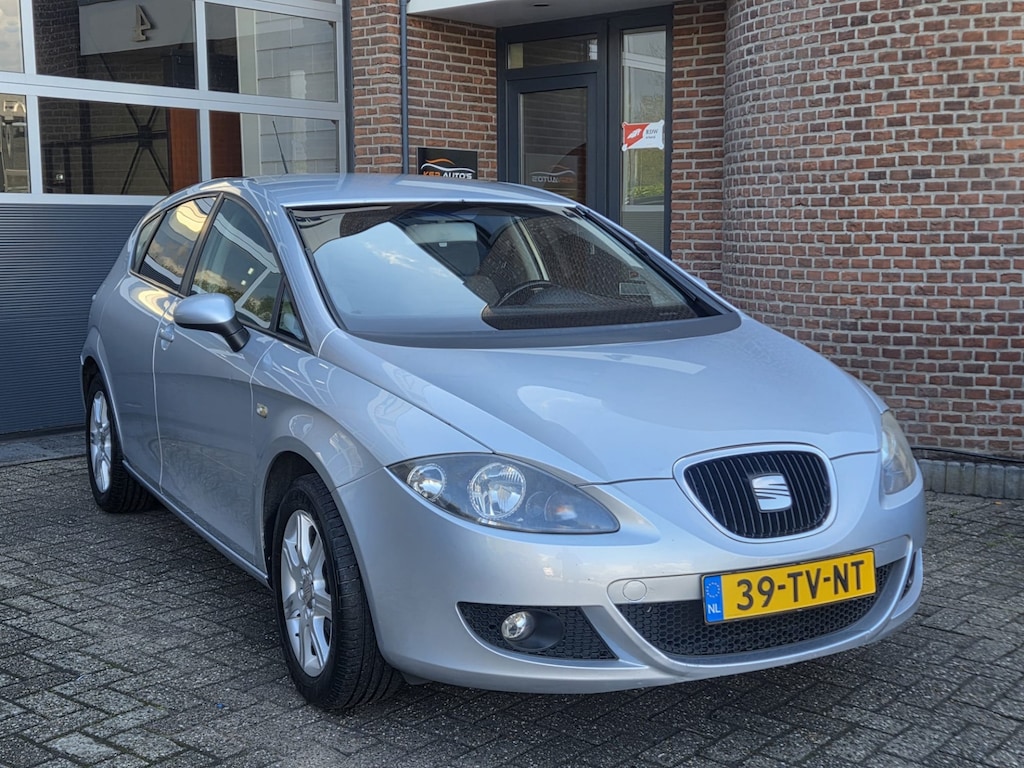 SEAT Leon 1.6 Stylance| Cruise| Lm velgen | Clima |Trekhaak | Nap