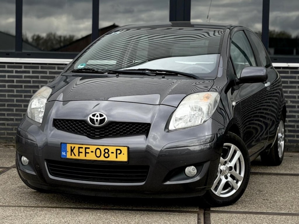 Toyota Yaris 1.3 VVTi Aspiration |Airco |Stuurbkr |Nieuwe APK