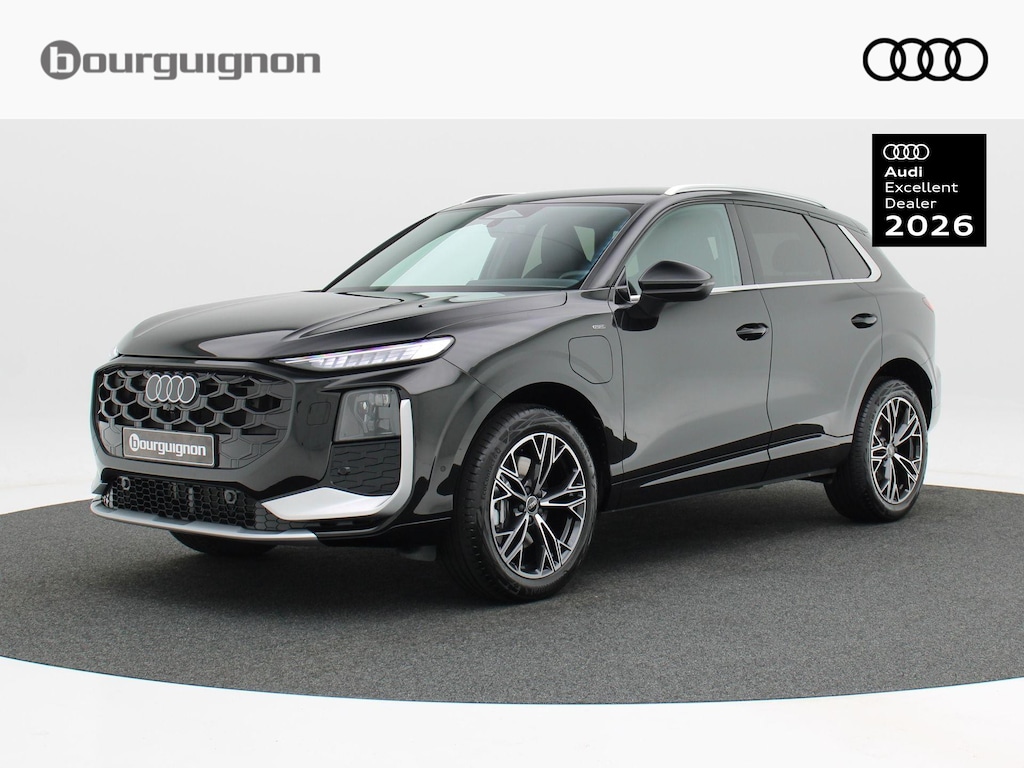 Audi Q3 e-hybrid | S edition | 272 PK Hatchback | Privacy glas | Ledkoplampen | 19 inch |