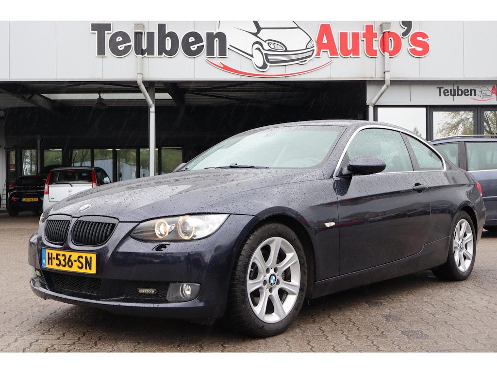 BMW 3-Serie Coupé 325i | Handbak | Lederen bekleding | Climate control | Cruise control