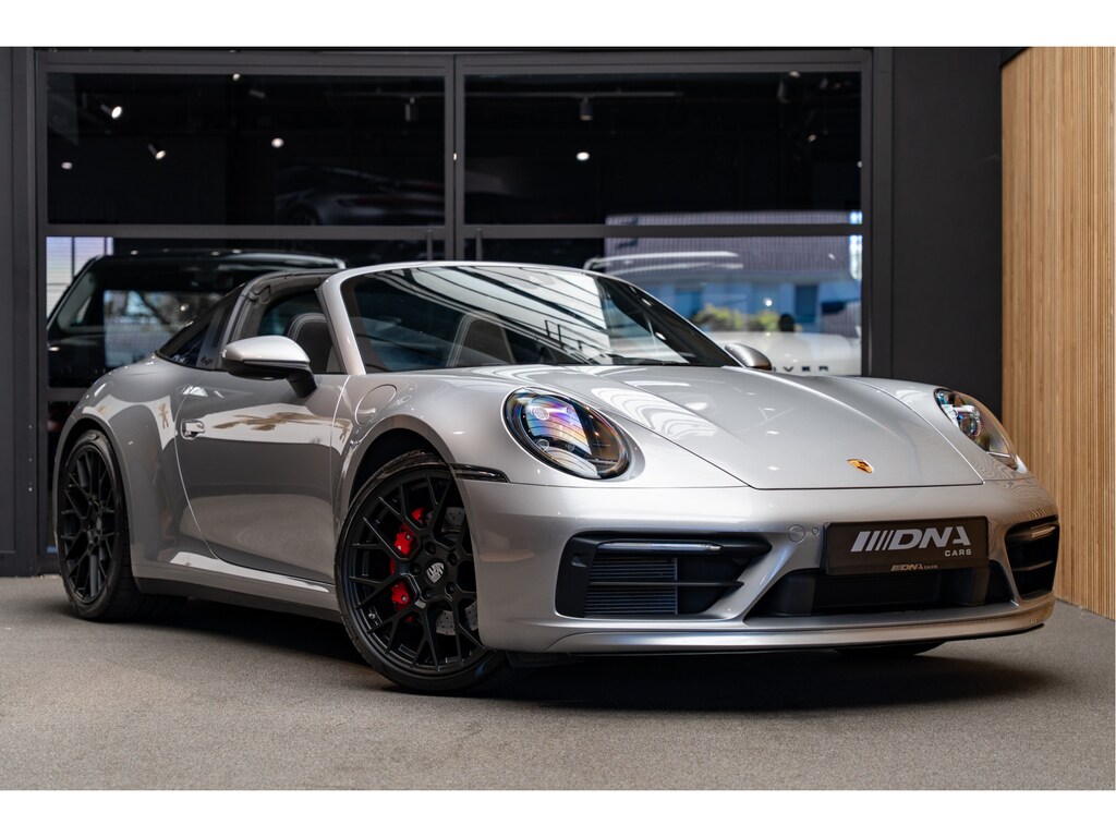 Porsche 992 911 Targa 4S SportDesign Sportuitlaat 3.0 4 S Stoelventilatie