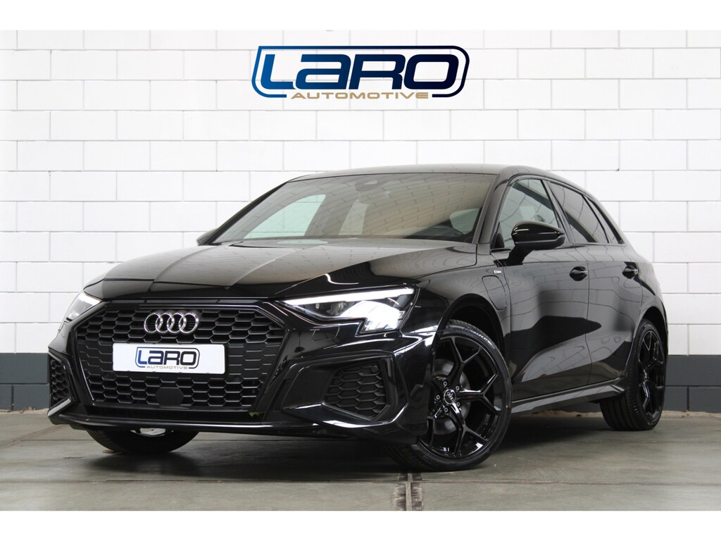Audi A3 Sportback 40 TFSI e S-Line | B&O Cam Sfeer CarPlay ACC Keyless Elek. klep Black optic