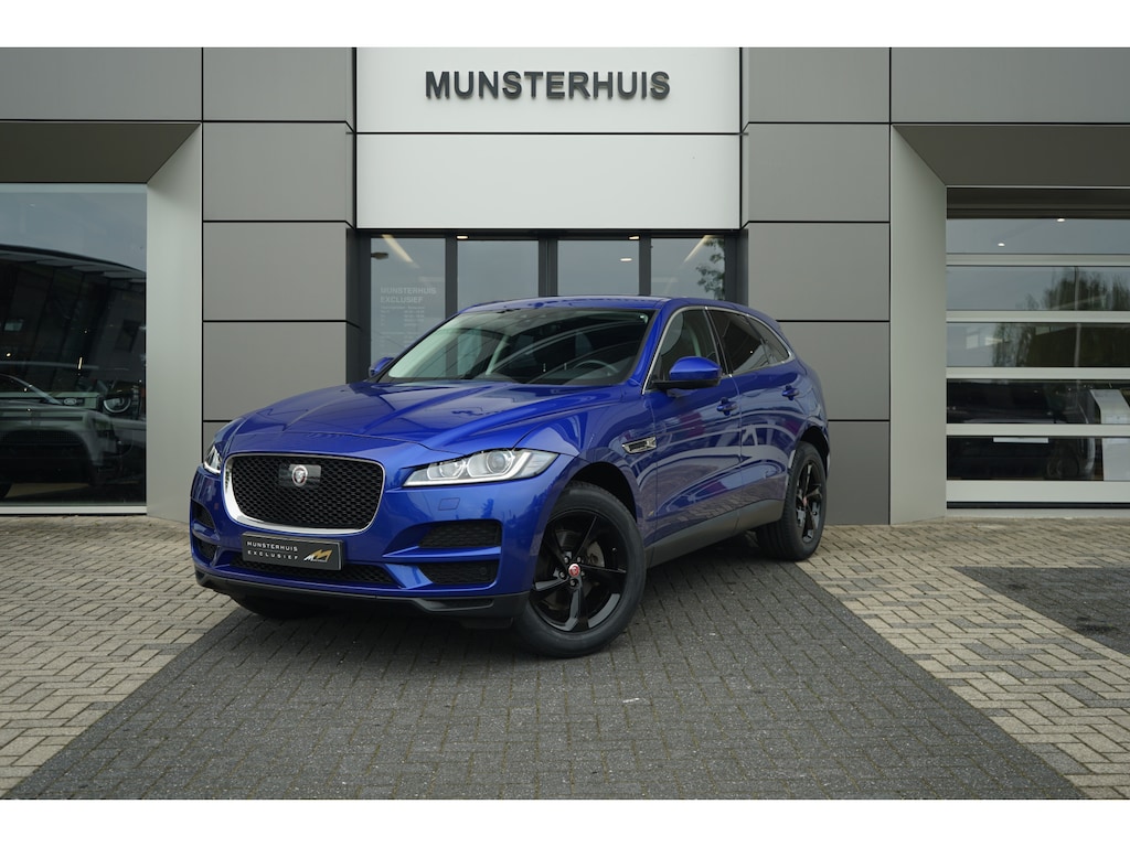Jaguar F-Pace 2.0t AWD Pure | Verwarmde voorstoelen | Adaptive cruise control |