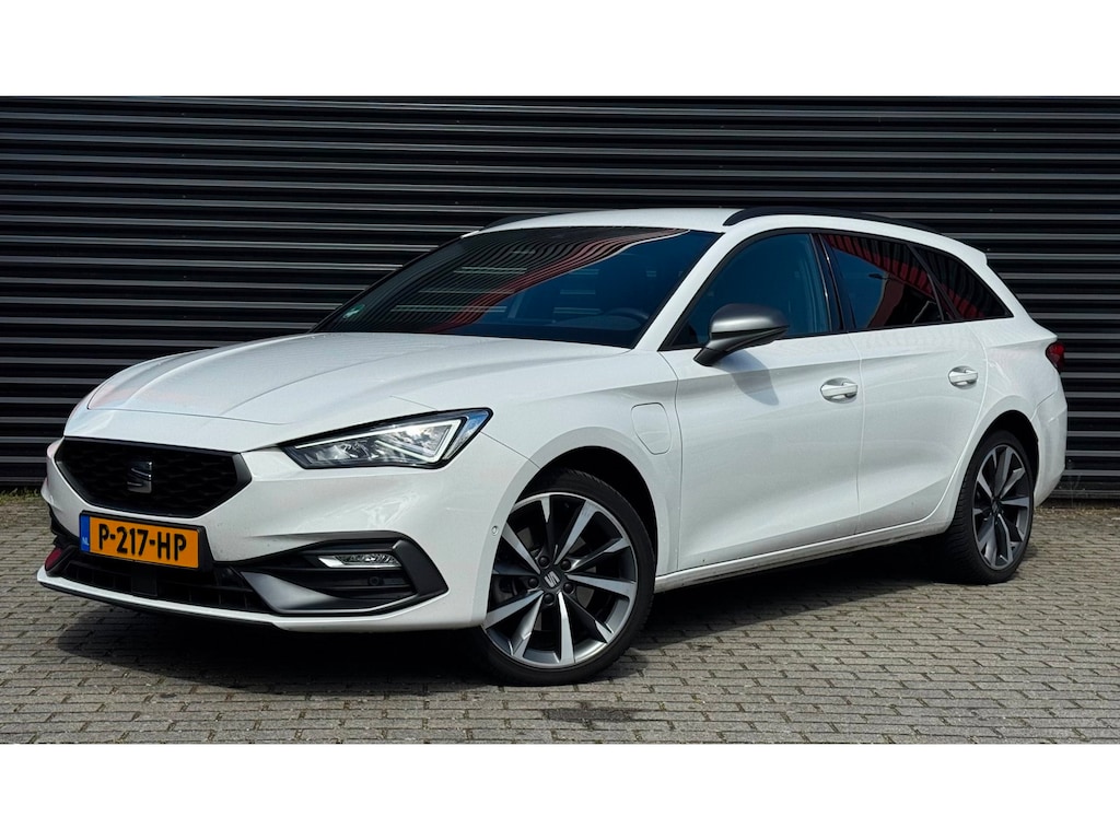 SEAT Leon Sportstourer 1.4 TSI eHybrid PHEV FR Business Intense | ACC | Camera | Park Assist | 97% SOH