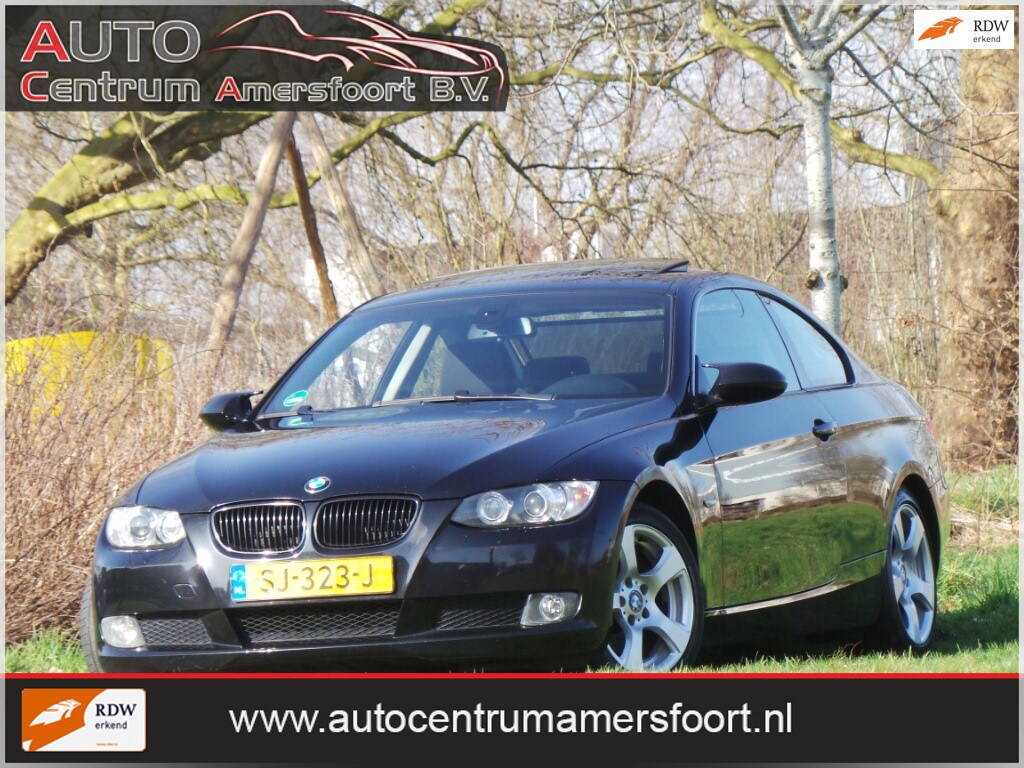 BMW 3-Serie Coupé 320i Business Line ( INRUIL MOGELIJK )