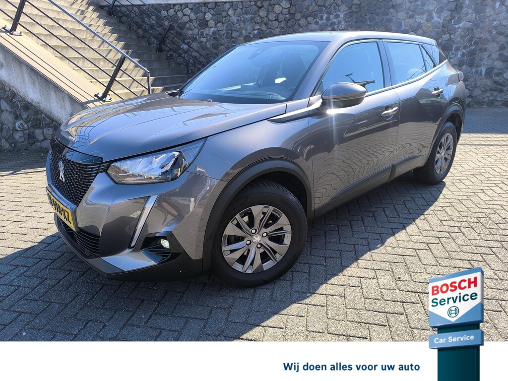 Peugeot 2008 1.2 PureTech Blue Lease Active 130PK incl motor update tegen olie verbruik, carplay, climate en cruise control, camera.