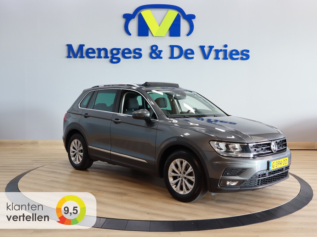 Volkswagen Tiguan 1.5 TSI ACT Comfortline Business Airco ECC | Panorama | Trekhaak | Stoel Verwarming | Apple Carplay | Navigatie | NAP