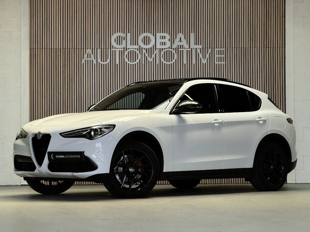 Alfa Romeo Stelvio 2.0 T AWD B-Tech - 20 INCH - PANO - SPORTSTOELEN - H&K